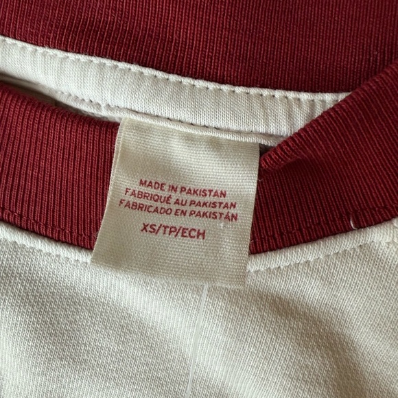 LEVI’S GRAPHIC MARINA SHORT SLEEVE
CREWNECK SWEATSHIRT XS - Picture 6 of 9